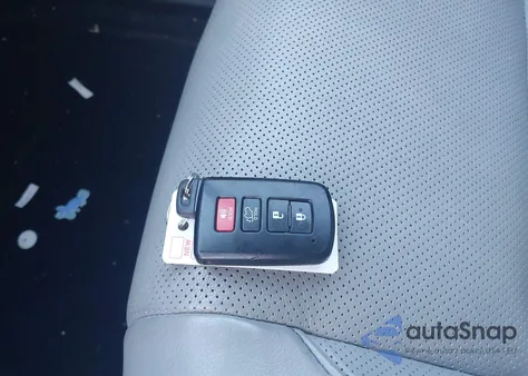 2014 Toyota Highlander Limited Platinum V6 z USA, uszkodzony, nr VIN 5TDDKRFH5ES033478